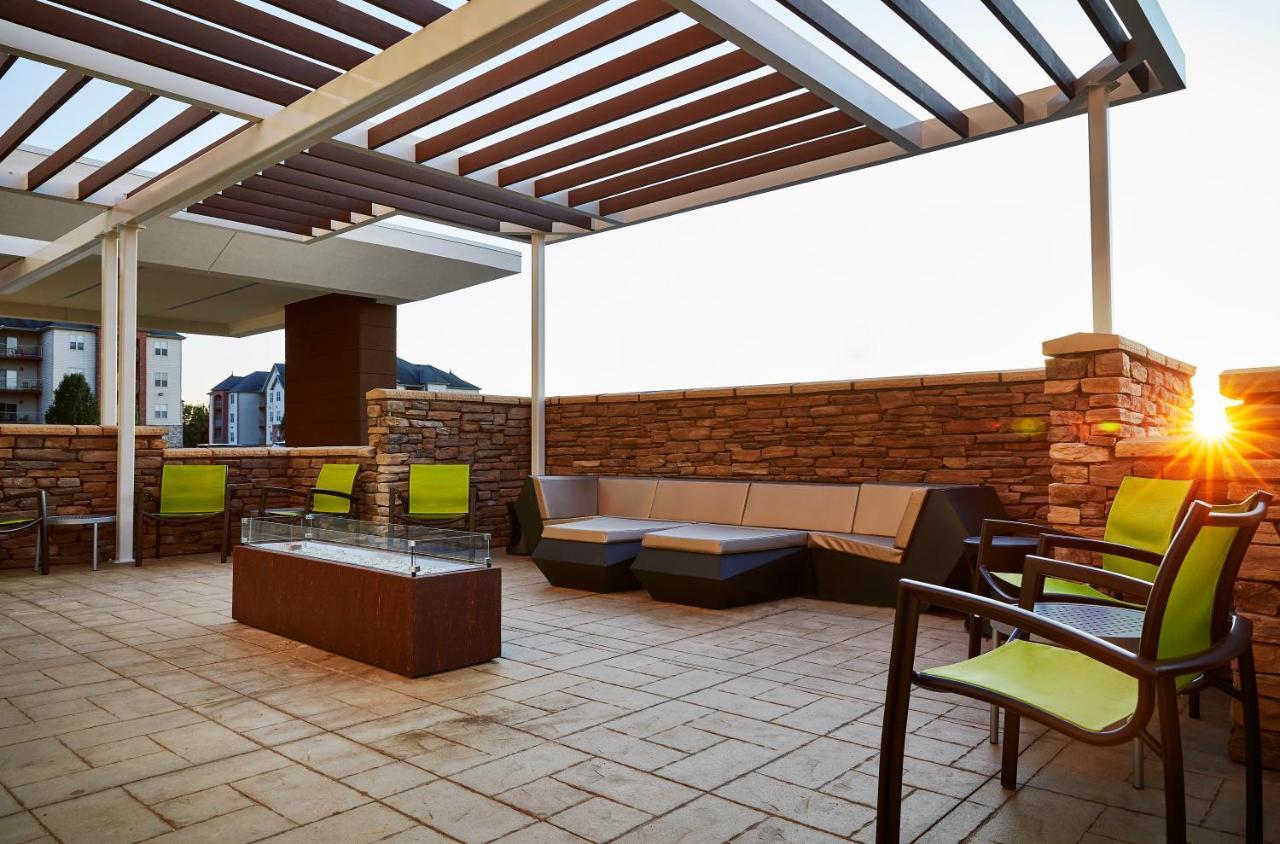 Springhill Suites By Marriott Springfield North Екстериор снимка