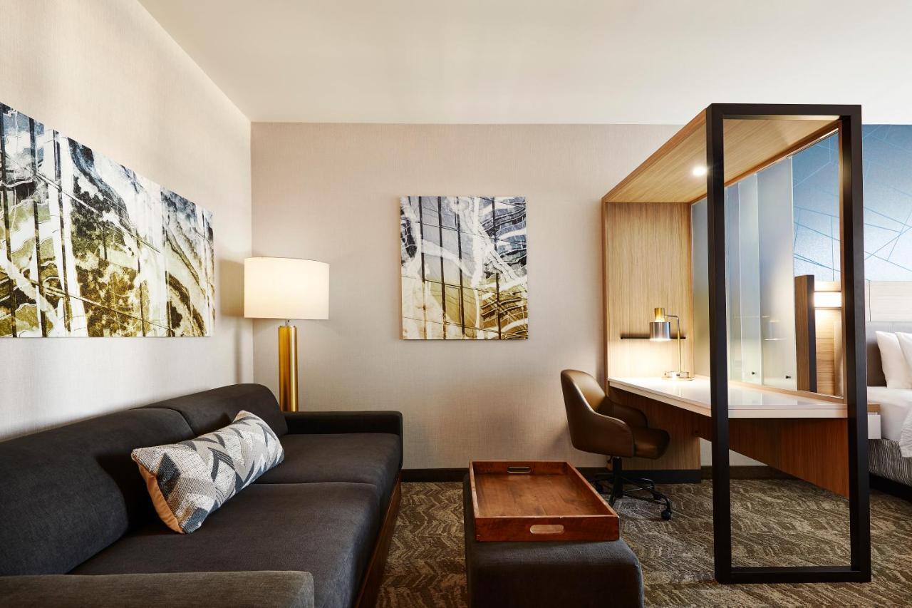 Springhill Suites By Marriott Springfield North Екстериор снимка